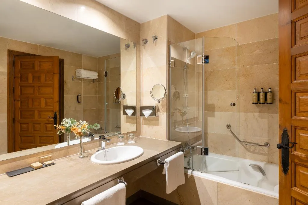 Double or Twin STANDARD Room, Parador de Malaga. Gibralfaro, Costa Del Sol