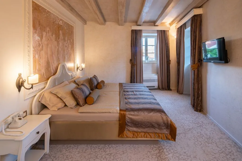 DOUBLE DELUXE Room, Heritage Hotel Life Palace, Split