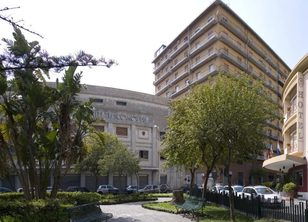 General view, Grande Albergo Maugeri, Catania