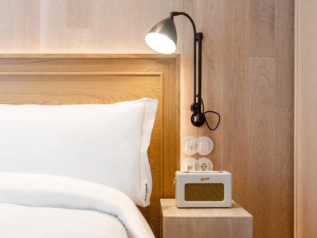 DOUBLE DELUXE ONE BED Room, Browns Avenue Hotel, Lisbon