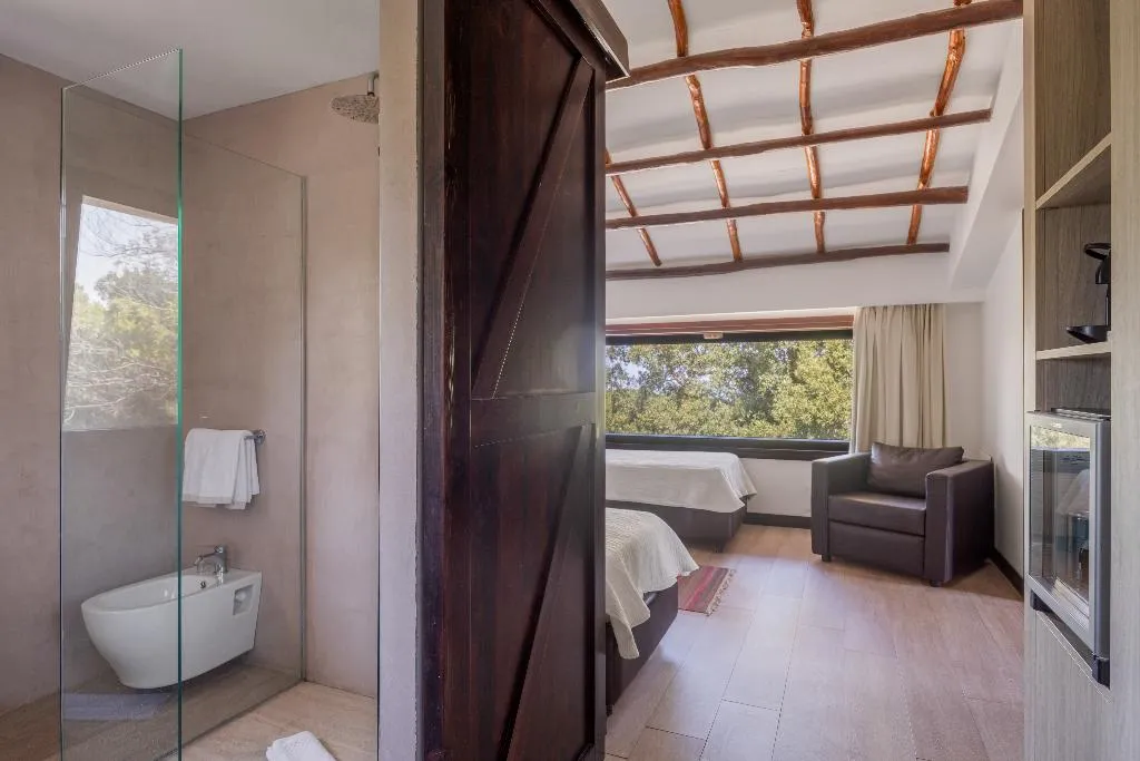 SUITE CAPACITY 4 TWO BEDROOMS Room, Vallegrande Nature Resort by Geocharme, Palermo