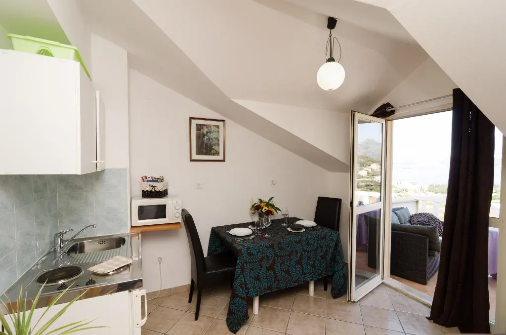 STUDIO WITH BALCONY Room, Apartments Bell Memories, Dubrovnik
