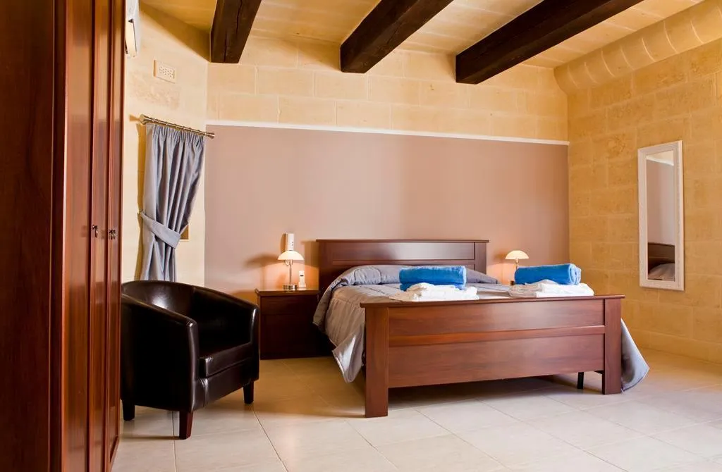 HOUSE STANDARD Room, Abraham's Gozo Farmhouses, Gozo