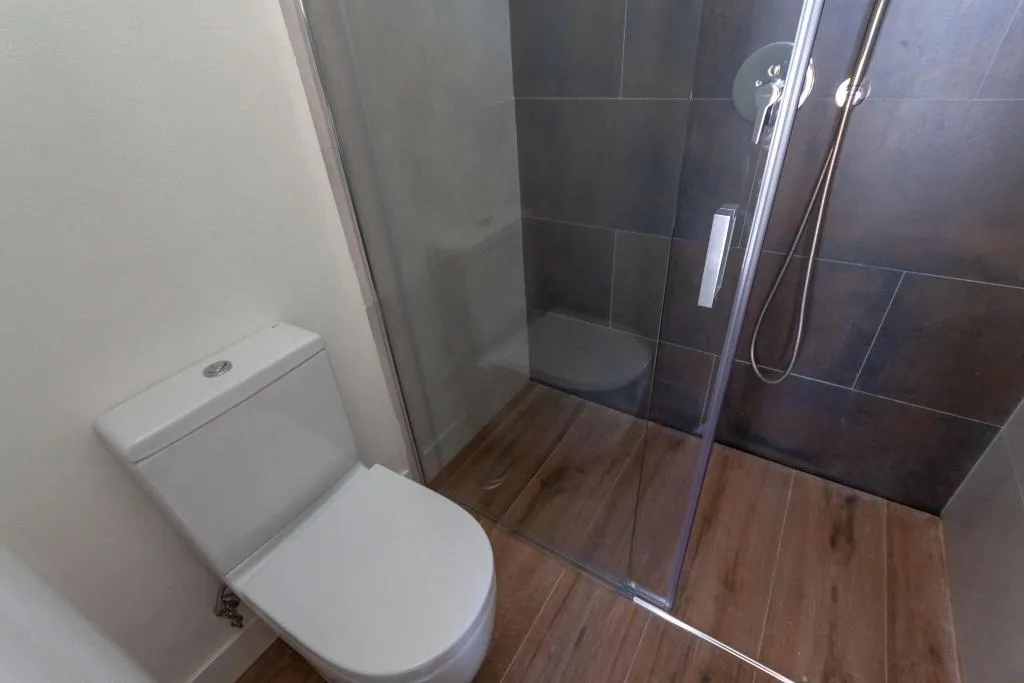Room, Hostal Charlotte, Madrid