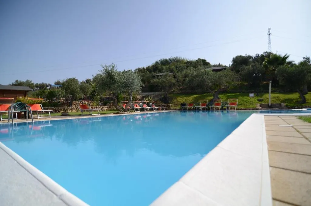 APARTMENT CAPACITY 3 Room, La Luna Nel Pozzo, Catania