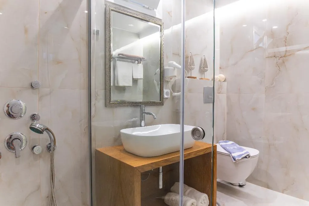 APARTMENT CAPACITY 3 Room, Camelot Royal Beds by Estia, Crete