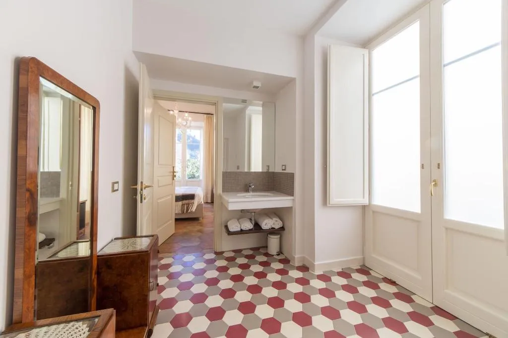 Room, Residenza Il Campanile, Naples