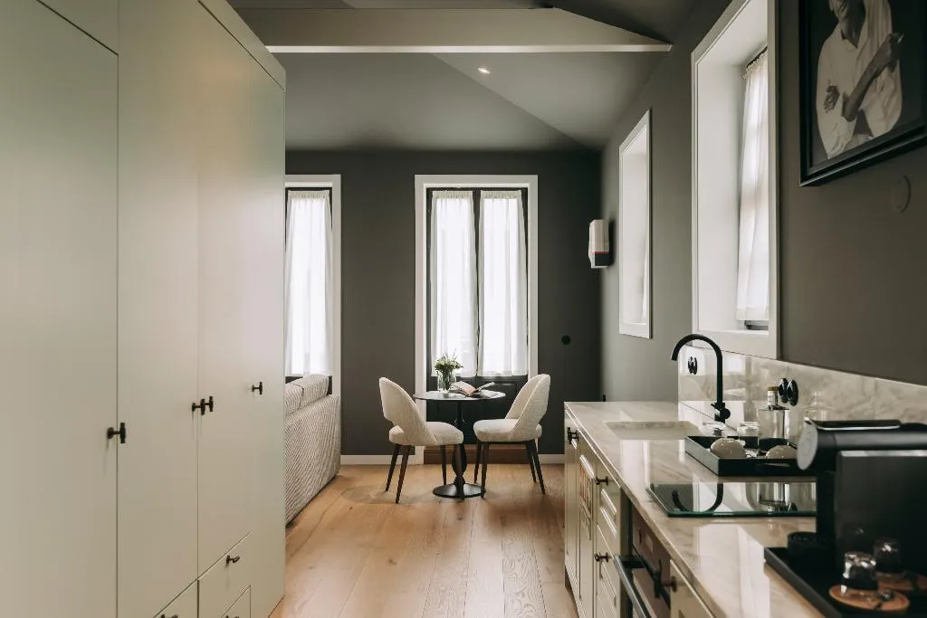 STUDIO SUPERIOR Room, Torel Palace Porto, Porto