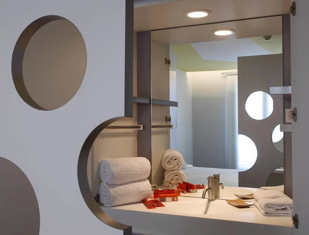 DOUBLE DELUXE Room, Room Mate Pau, Barcelona, Barcelona