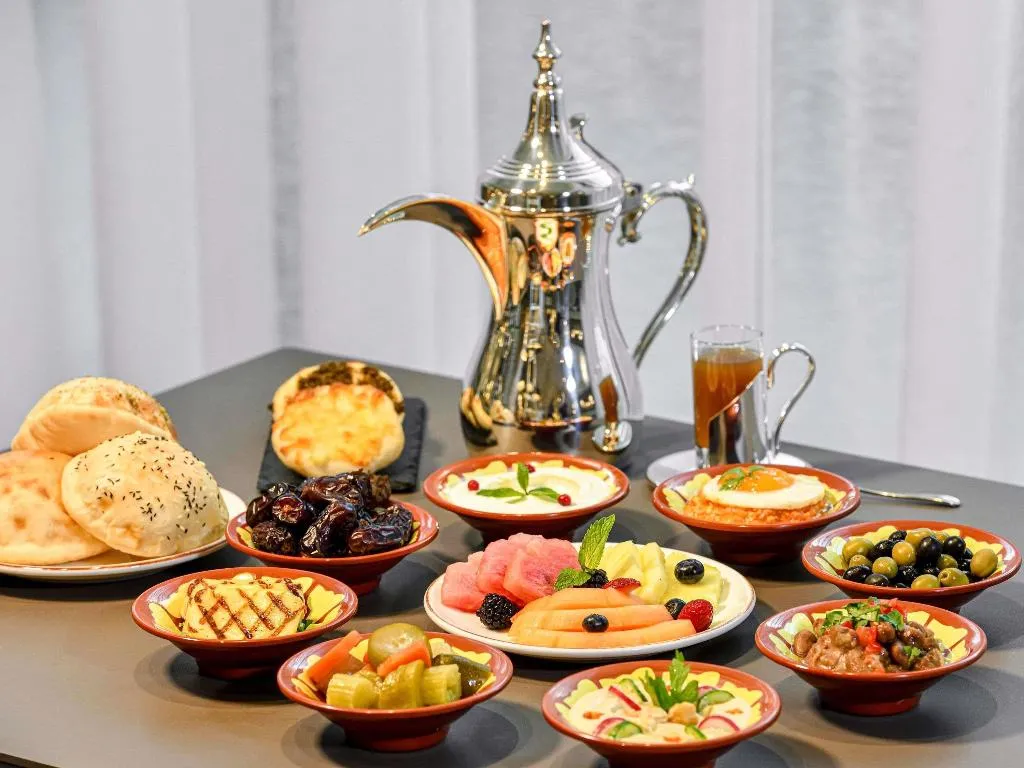 Restaurant, Grand Mercure Dubai City, Dubai
