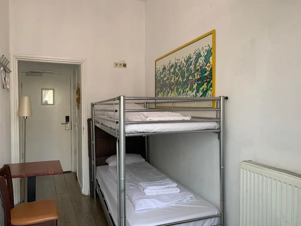 TWIN BUNK BED Room, Hotel La Belle Vue, Amsterdam