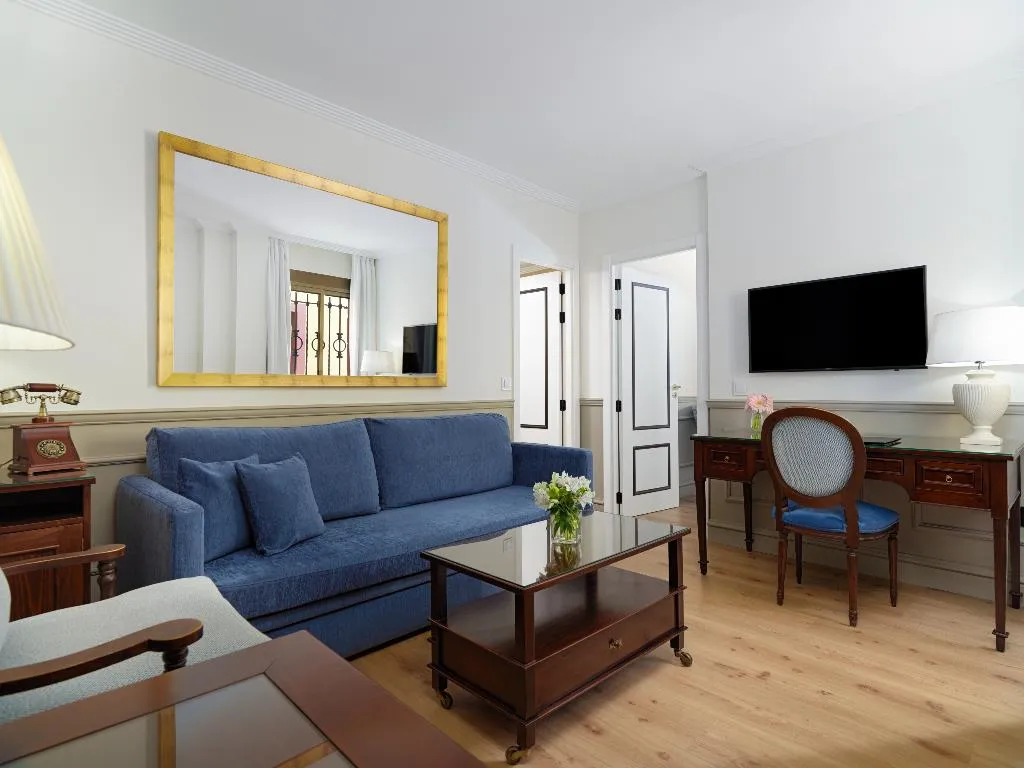 SUITE STANDARD Room, H10 Corregidor Boutique Hotel, Seville