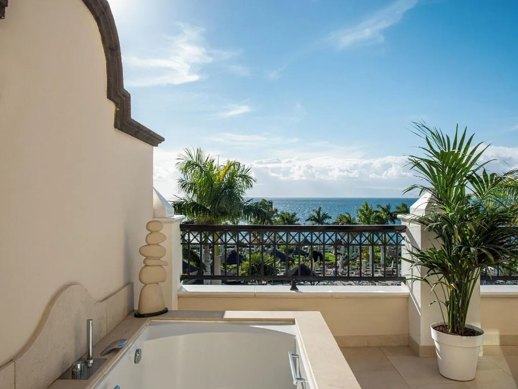 Terrace, Redlevel At Melia Palacio De Isora, Tenerife