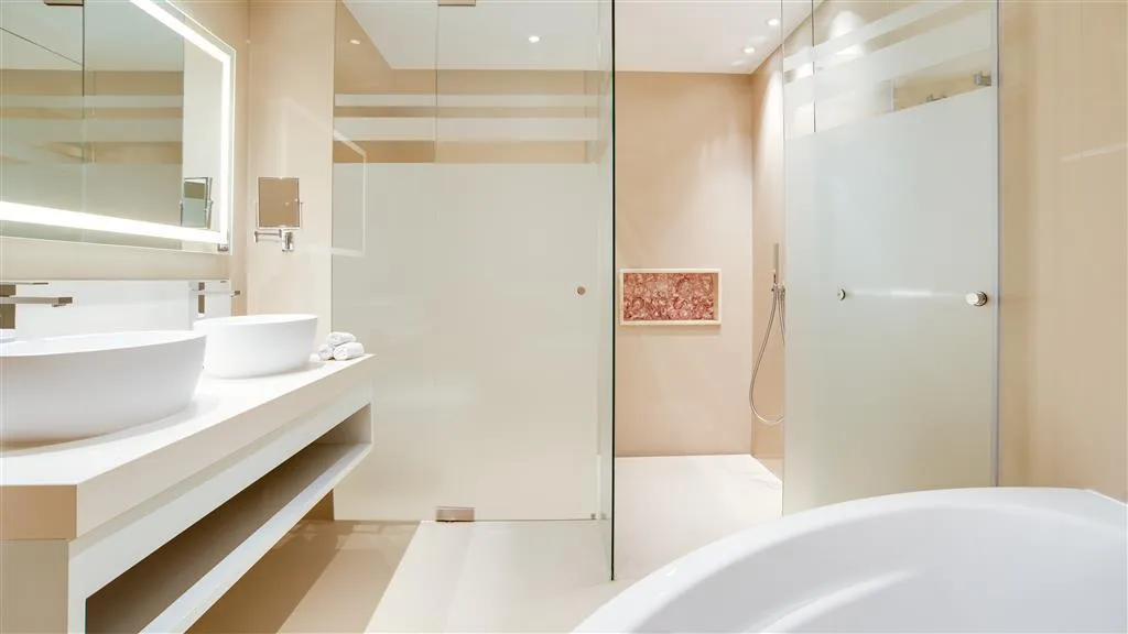 Room, Pine Cliffs Hotel, a Luxury Collection Resort, Algarve