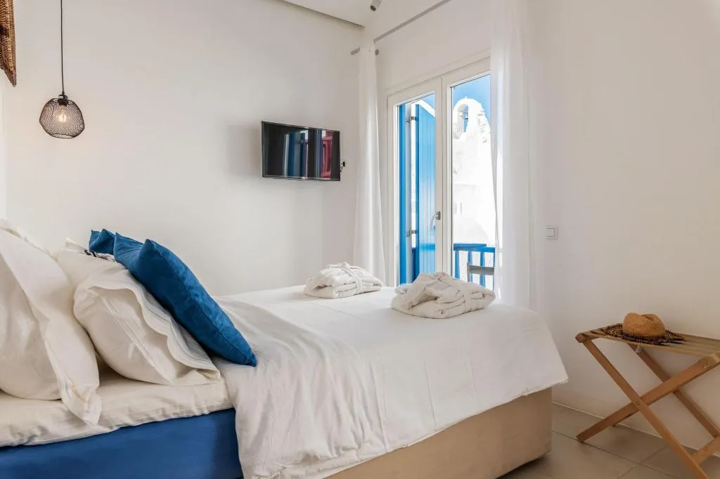 Room, Bluetopia Suites, Mykonos