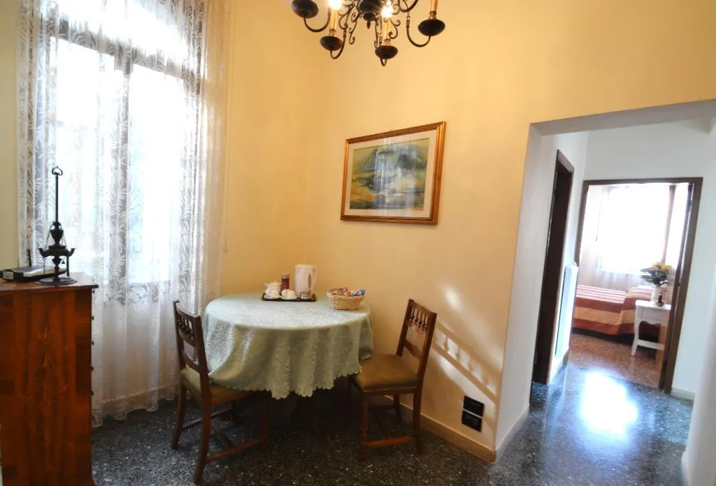 APARTMENT CAPACITY 6 Room, Mignon, Venice