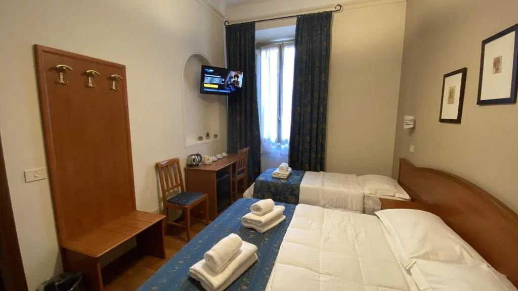 Room, Soggiorno Madrid, Florence