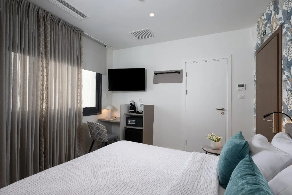 DOUBLE DELUXE Room, The Urban Nest Athens - Suites & Apartments, Athens