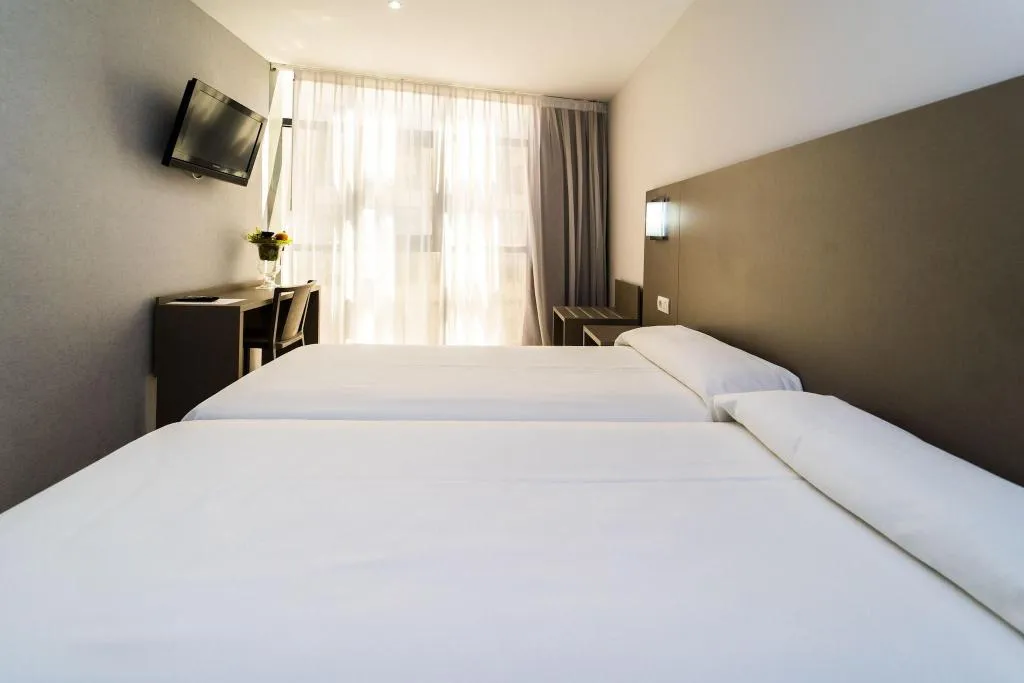 Room, Montesol Benidorm, Costa Blanca