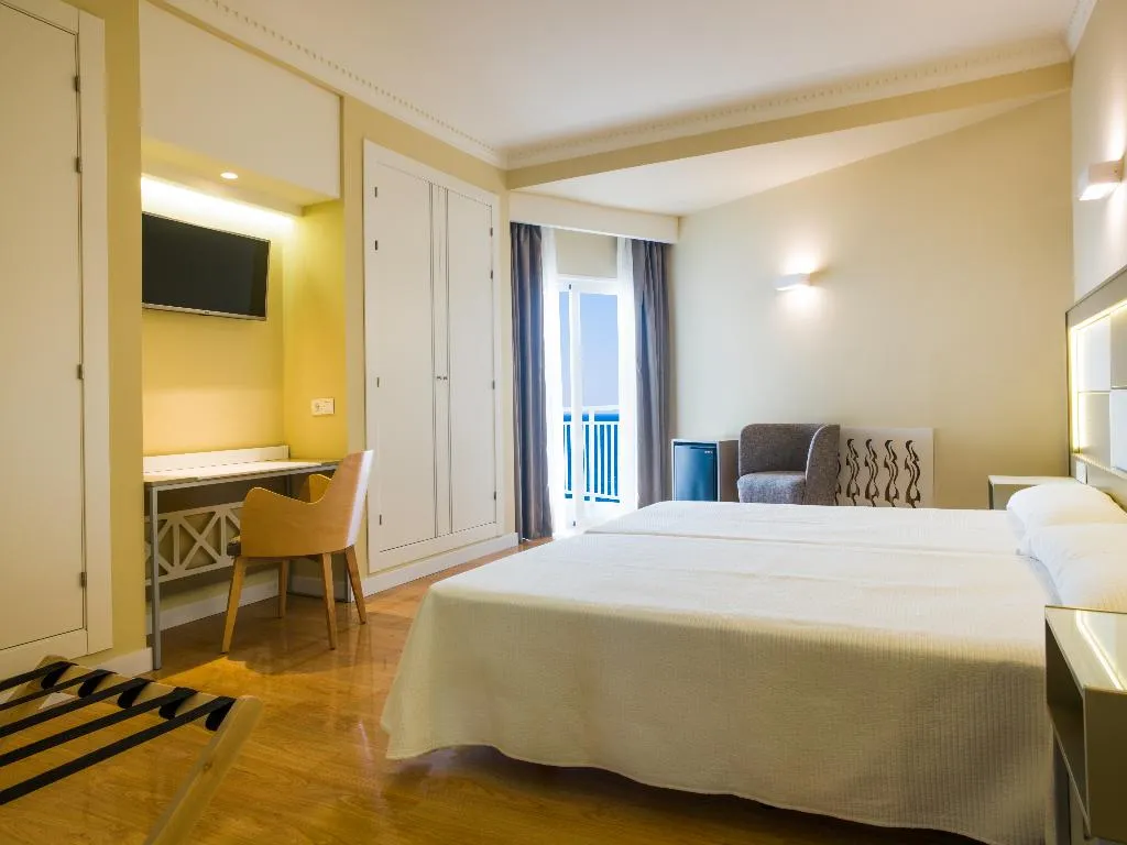 DOUBLE SINGLE USE STANDARD Room, Monarque Torreblanca, Costa Del Sol