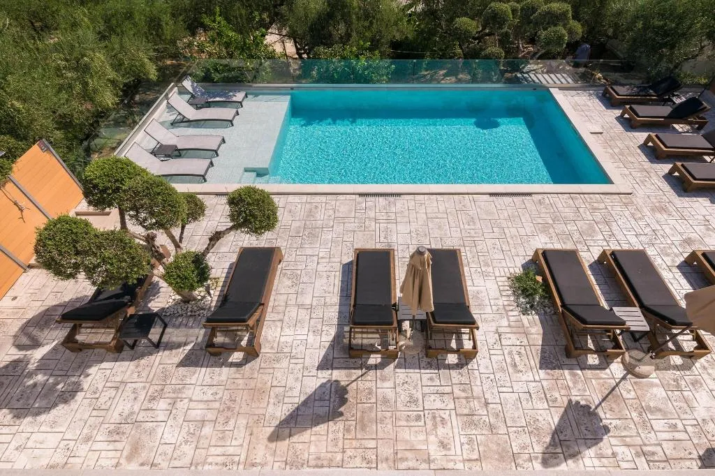 Sports and Entertainment, Litore Luxury Living, Zante