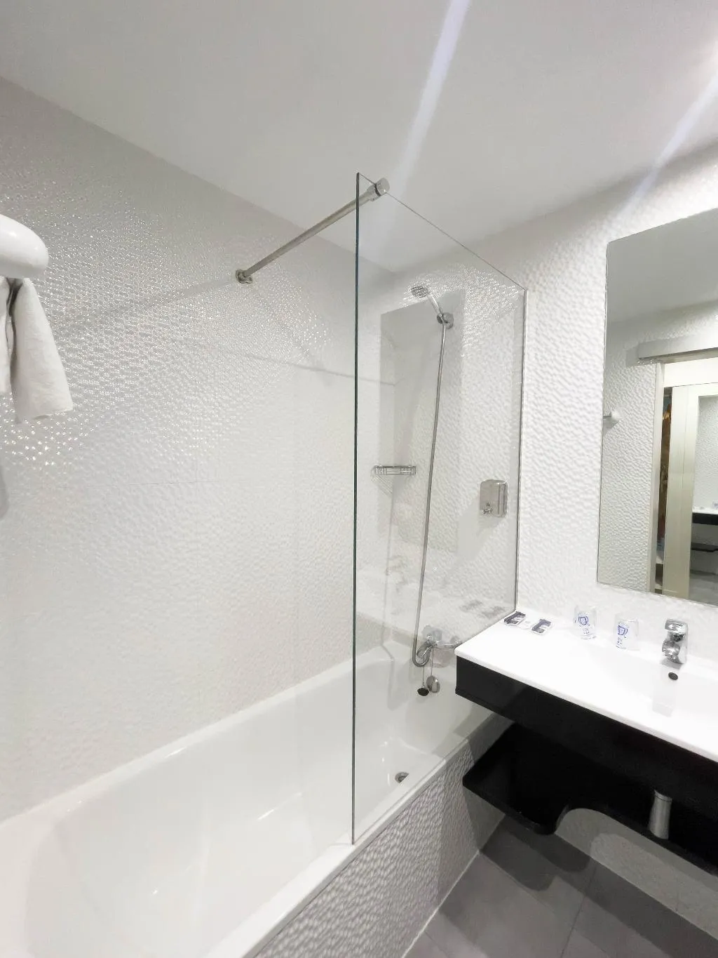 TRIPLE STANDARD Room, Avenida de España, Madrid