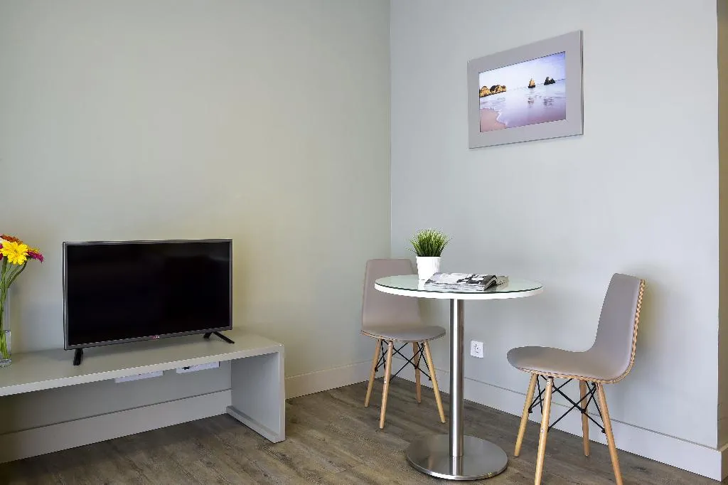 APARTMENT PREMIUM ONE BEDROOM Room, Aqualuz Lagos by The Editory, Algarve