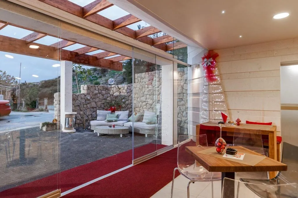 Lobby, Palace Lidija, Split