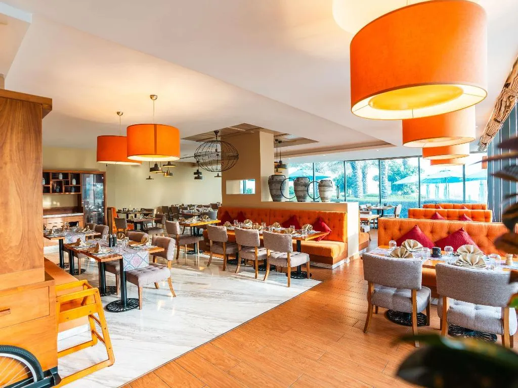 Restaurant, The Retreat Palm Dubai MGallery by Sofitel, Dubai
