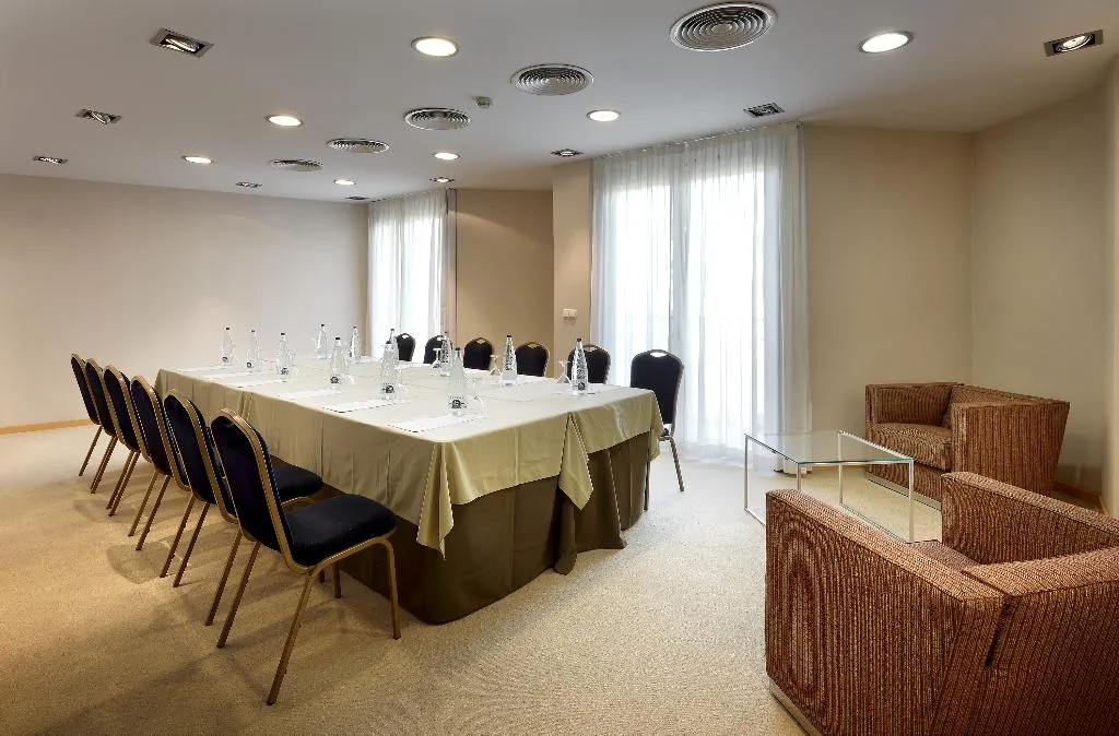 Conferences, Dorma Tartessos, Costa De La Luz