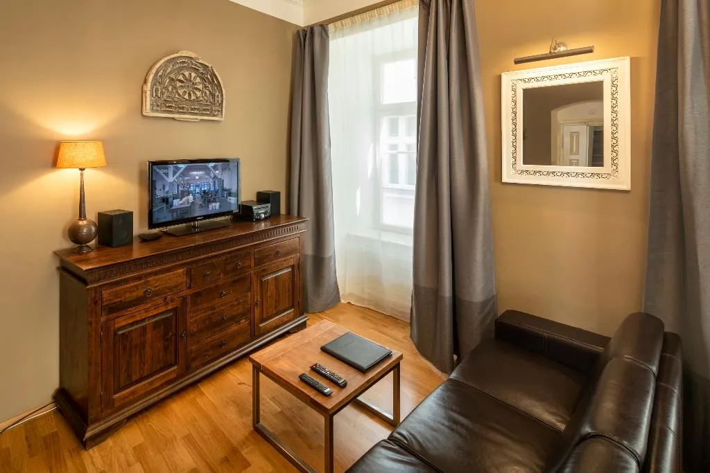 STUDIO DELUXE Room, Old Town - Aparthotel Michalska, Prague