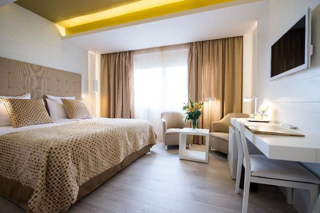 Double or Twin SEA VIEW Room, Hotel Illa D'or & Club Apartaments, Majorca