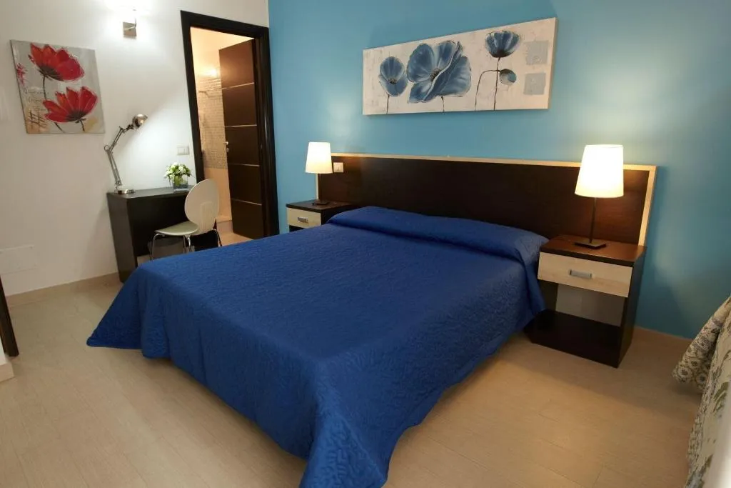 Room, Il Girasole Capo d'Orlando, Olbia