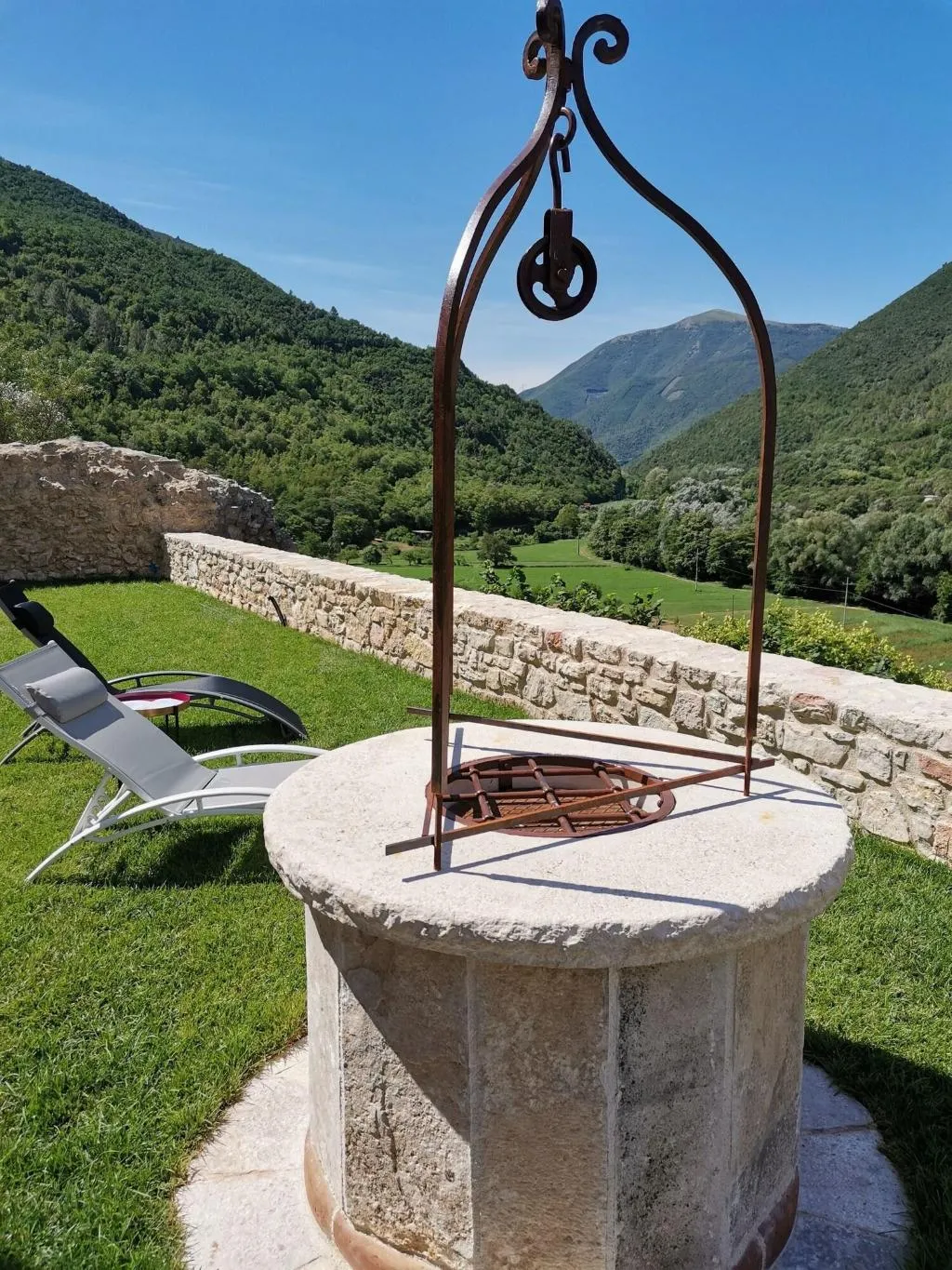 Terrace, Torre Del Nera Albergo Diffuso & Spa, Perugia