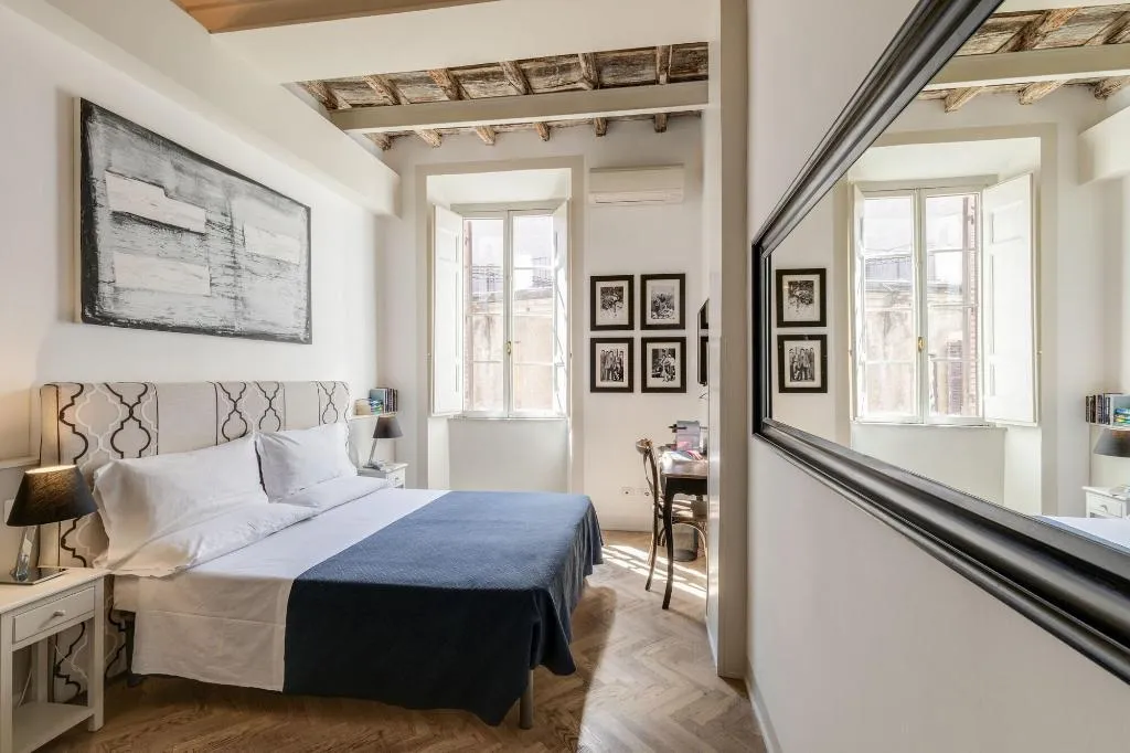 Room, The Blue Hostel, Naples