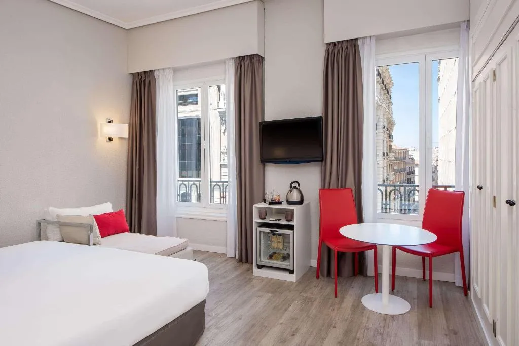 DOUBLE SUPERIOR WITH VIEWS Room, Zel Madrid, Madrid