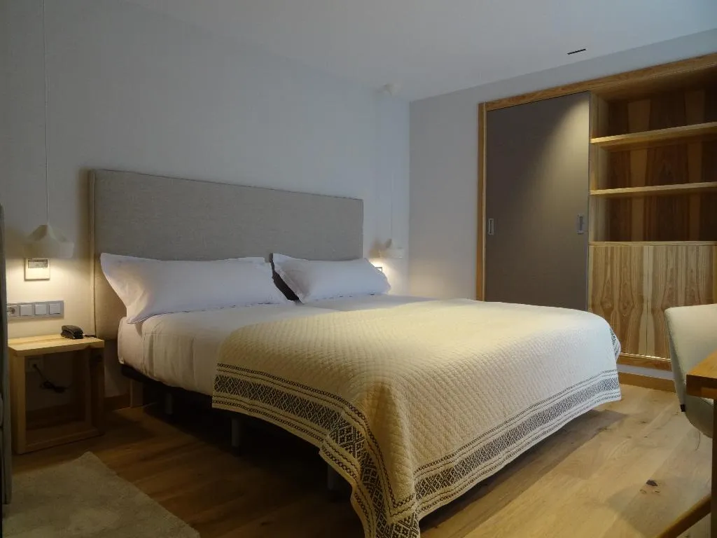 Double or Twin STANDARD Room, Zenit Sevilla, Seville