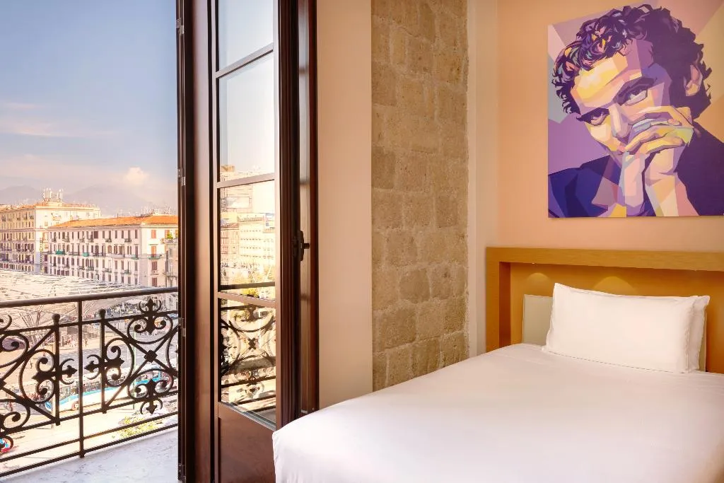 SINGLE CLASSIC Room, UNA HOTELS Napoli, Naples