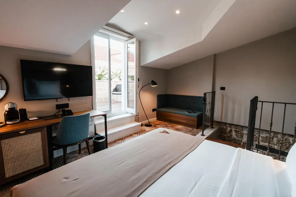 DOUBLE SUPERIOR WITH TERRACE Room, Armerun Heritage Hotel & Residences, Split
