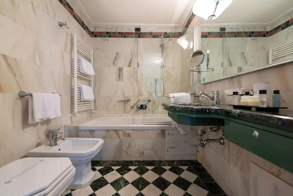 JUNIOR SUITE SEA VIEW Room, Grand Hotel Ortigia, Catania
