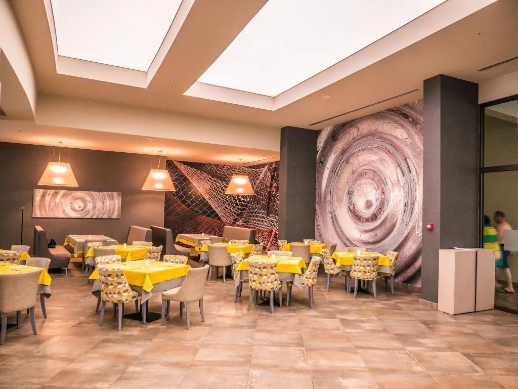 Restaurant, Aqua Paradise Resort - Hotel & Aquapark - All Inc, Bourgas