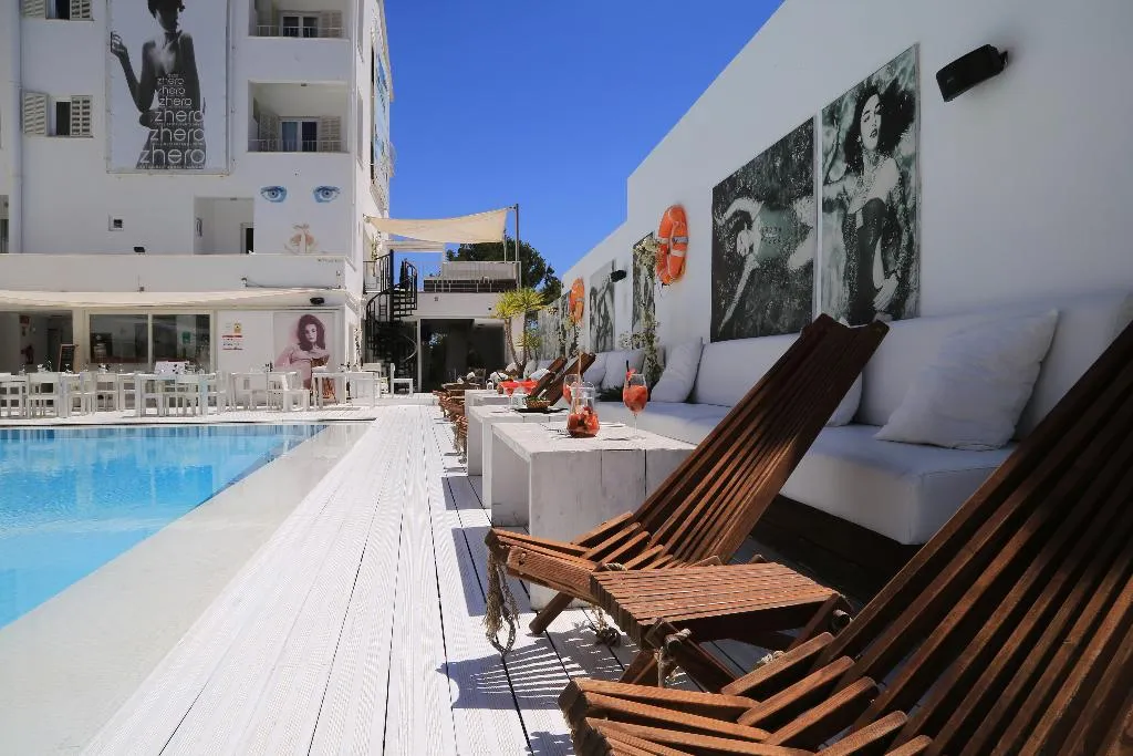 Pool, Hotel Zhero-Palma, Majorca