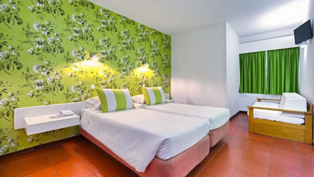 Room, Praia Dourada, Porto Santo