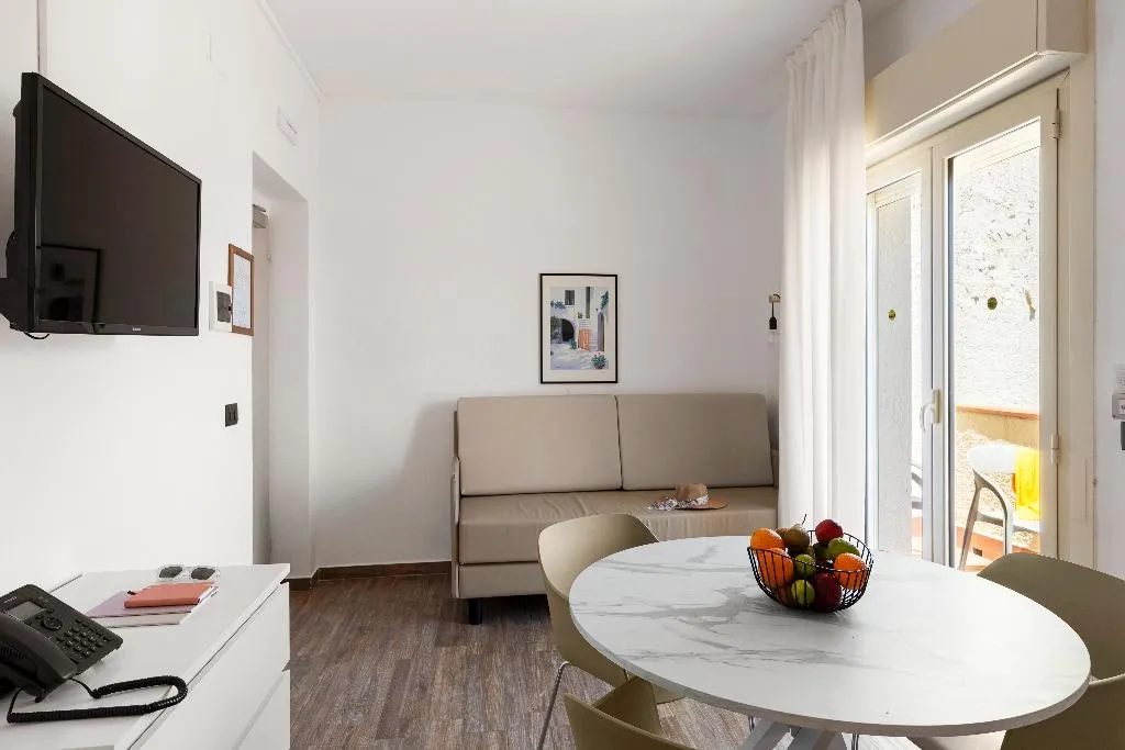 TRIPLE WITH BALCONY Room, Villa Collina, Taormina