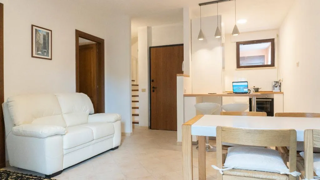 APARTMENT THREE BEDROOMS TWO BATHROOMS Room, PMS CaseVacanze Olbia, Olbia