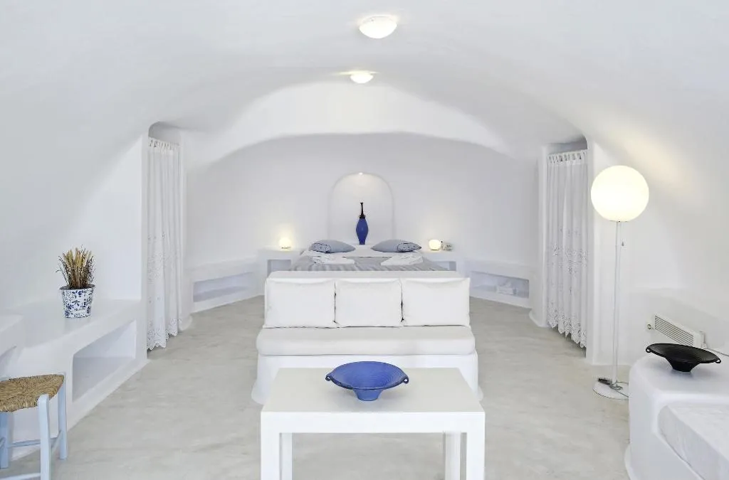 Room, Aghios Artemios Traditional Houses, Santorini