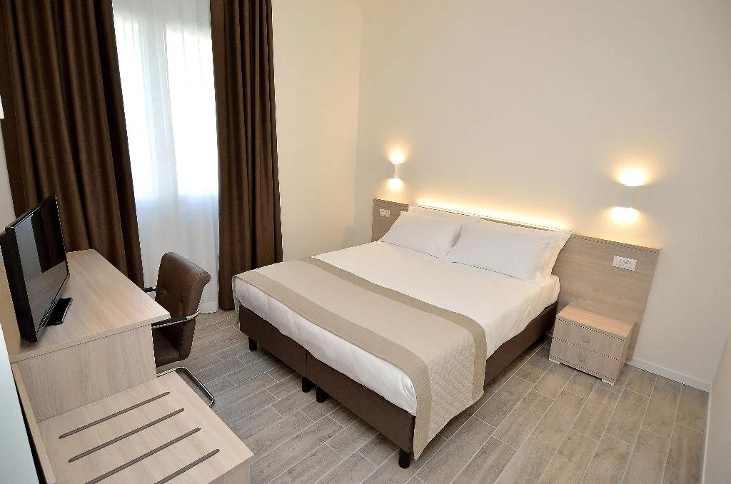 DOUBLE SINGLE USE SUPERIOR Room, Nuova Mestre, Venice