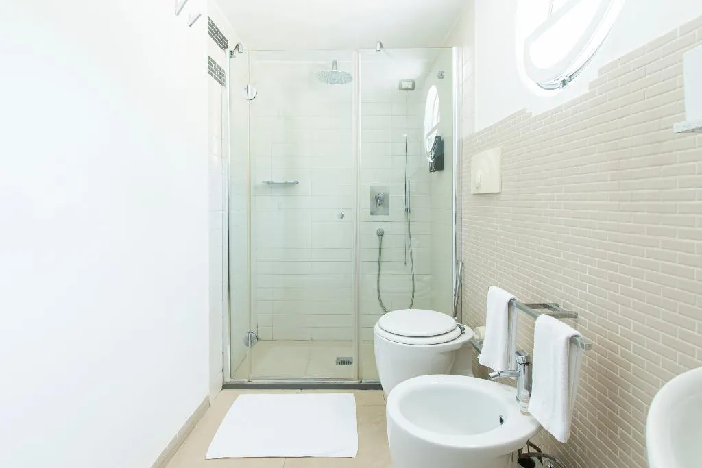 QUADRUPLE CLASSIC Room, Marina 10 Boutique & Design Hotel, Naples