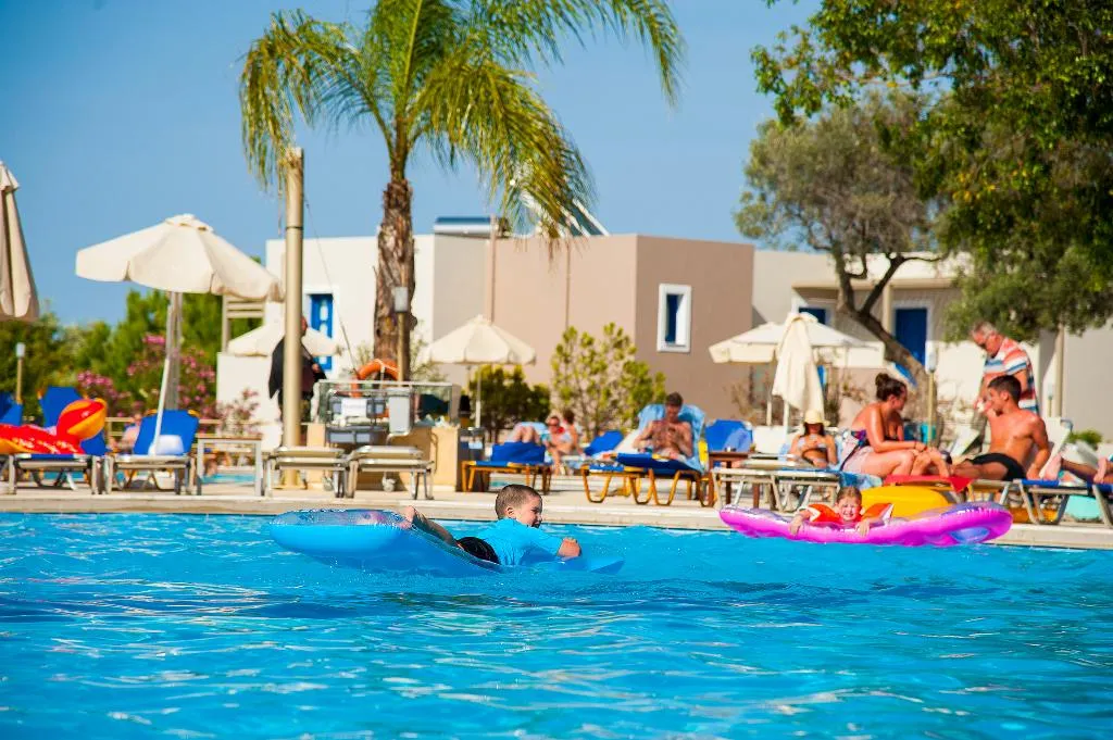 Pool, Sirios Village, Crete