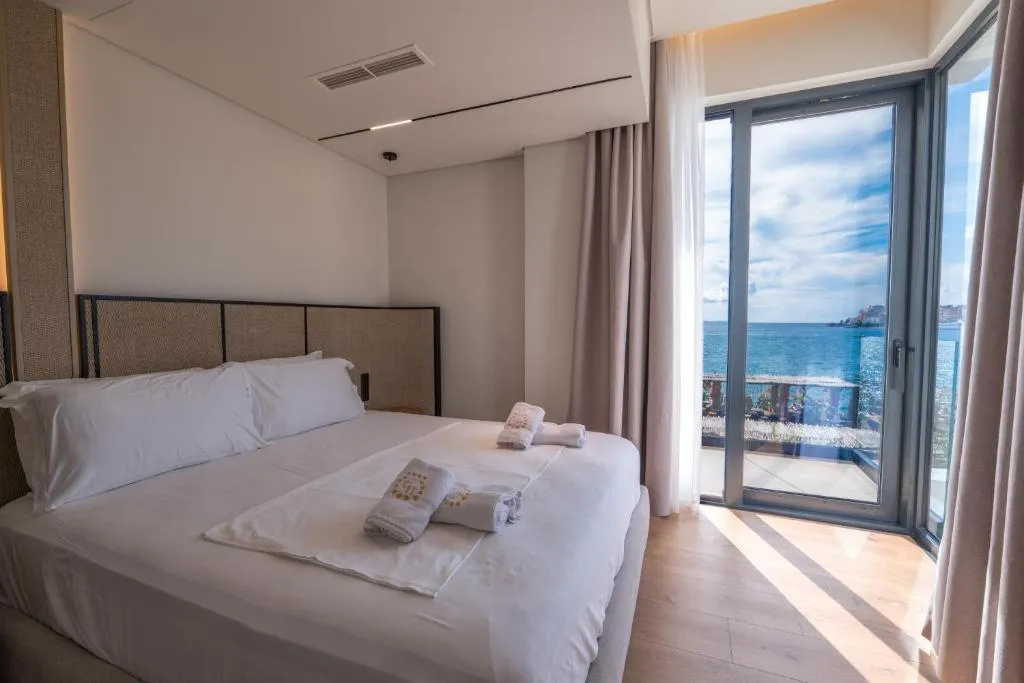 SUITE SEA VIEW WITH AIR CONDITIONING Room, Grand Hotel Saranda, Southern Albania